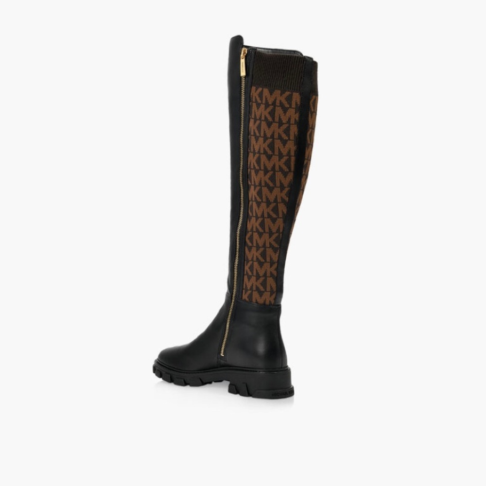 Brand new, never used Knee high leather boots from Michael Kors - US Size 8